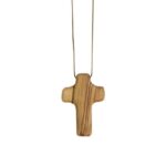 tiendas articulos religiosos regalos merchandising colgantes y pins colgante cruz madera olivo 2